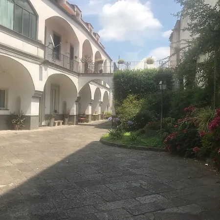 La Corte Bed & Breakfast 4*