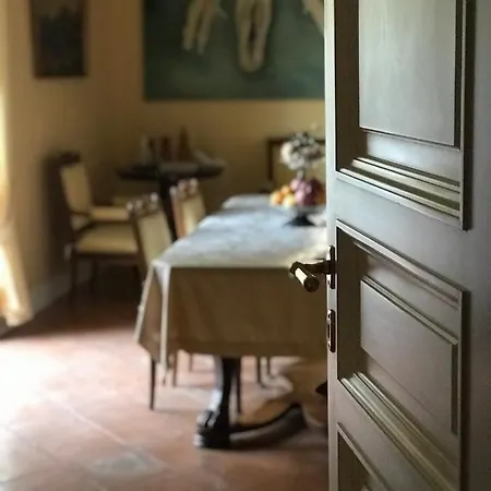 La Corte Bed & Breakfast 4*