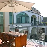 La Corte