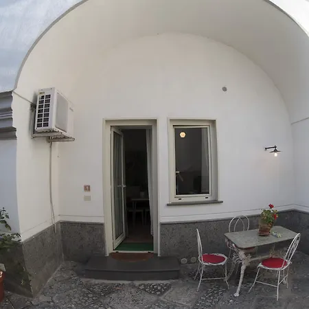 La Corte SantʼAntimo