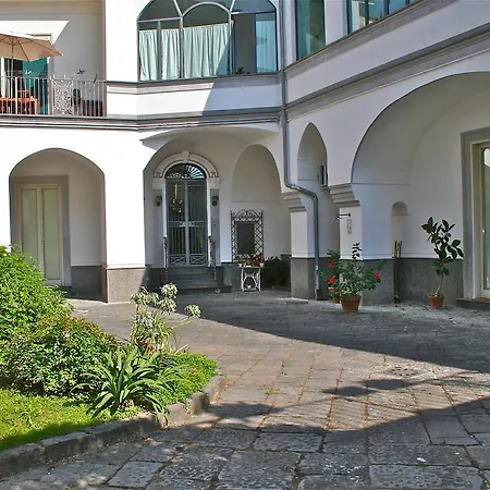 Frühstückspension La Corte 3*